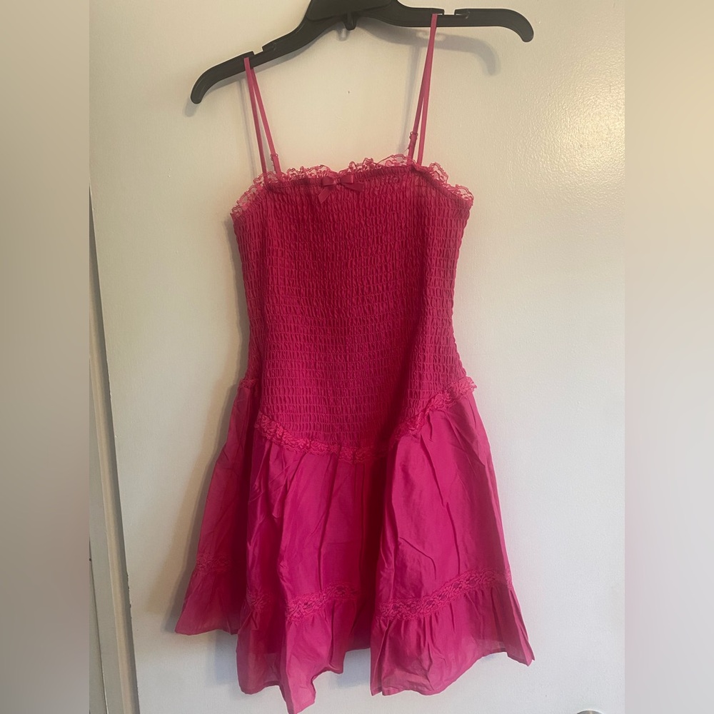 Francesca’s Hadley Drop Waist Smocked Magenta Mini Dress- Size M (Juniors) - Picture 3 of 6